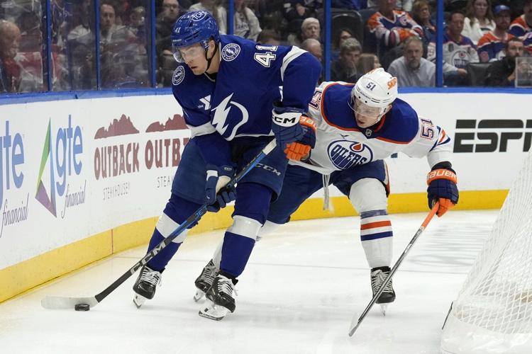 Kucherov leads streaking Lightning to 4-1 win over struggling Oilers