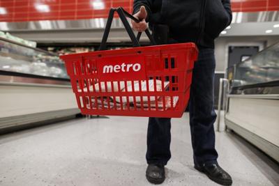 Grocery and drugstore retailer Metro reports Q2 profit and sales up from year ago