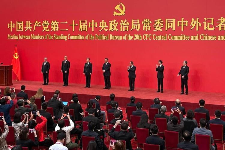 China's Xi expands powers, promotes allies