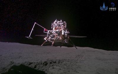 Soil from the moon's far side suggests drier conditions than the side facing Earth