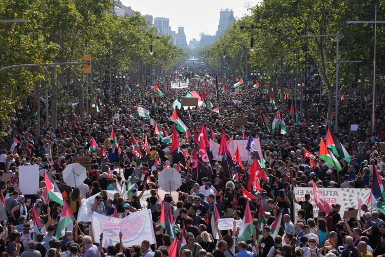 Massive marches in Rome, Barcelona and Madrid protest Israel's military campaign in Gaza