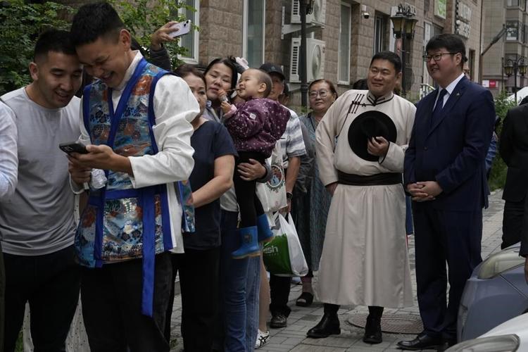 Young democracy of Mongolia, squeezed between authoritarian China and Russia, votes for parliament