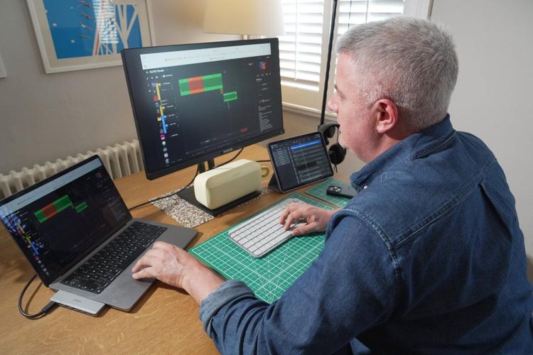 AI helped a musician with Parkinson’s finish his new album when he could no longer play guitar
