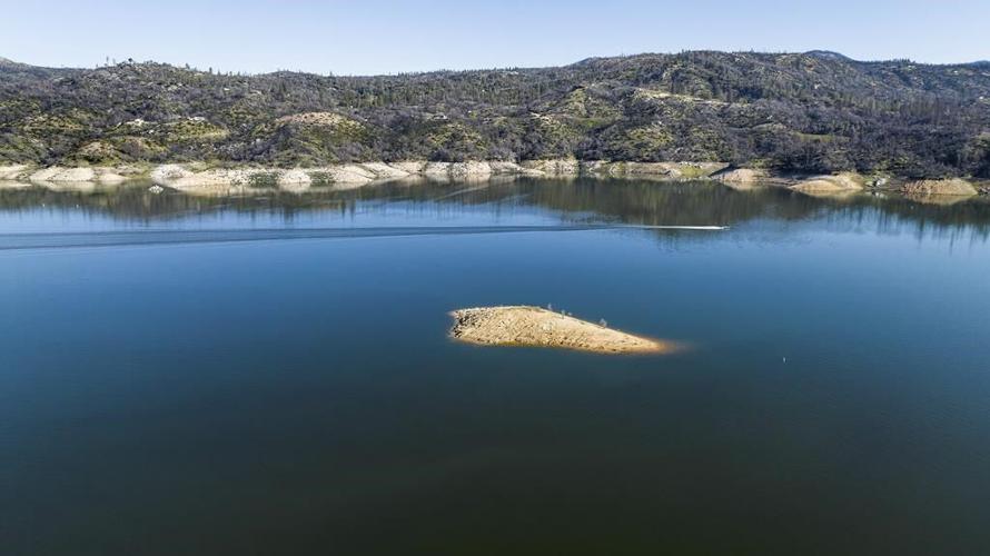 Dramatic photos show how storms filled California reservoirs