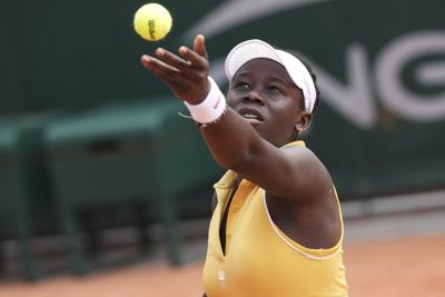 ɫtv teen Victoria Mboko falls to Olympic champ Zheng Qinwen at French Open