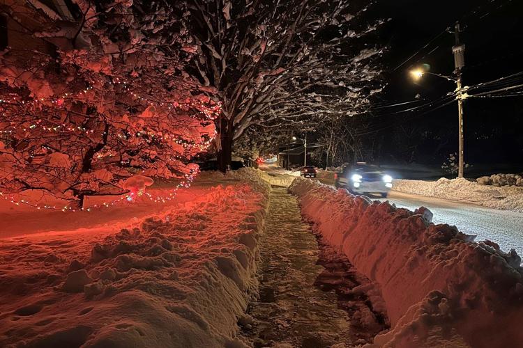 Great Lakes region preparing for bad weather as lake-effect snowfall ingredients begin mixing