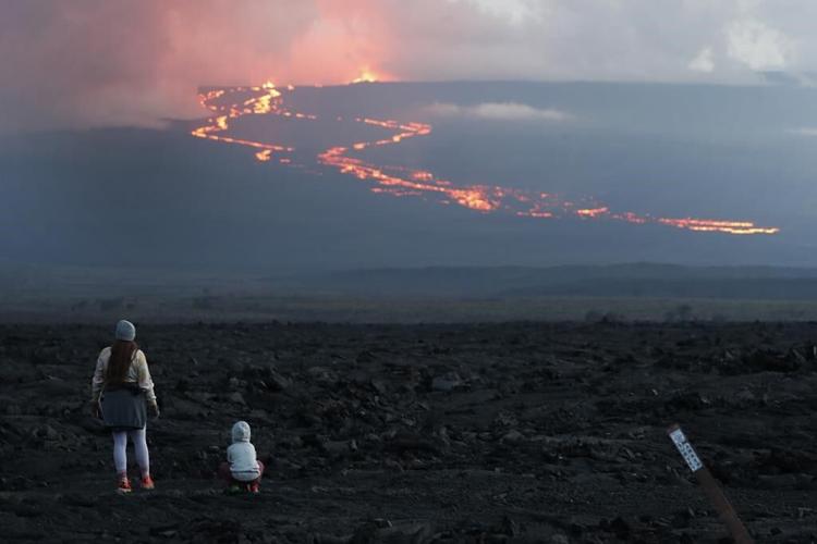 World's largest active volcano Mauna Loa showed telltale warning signs before erupting in 2022