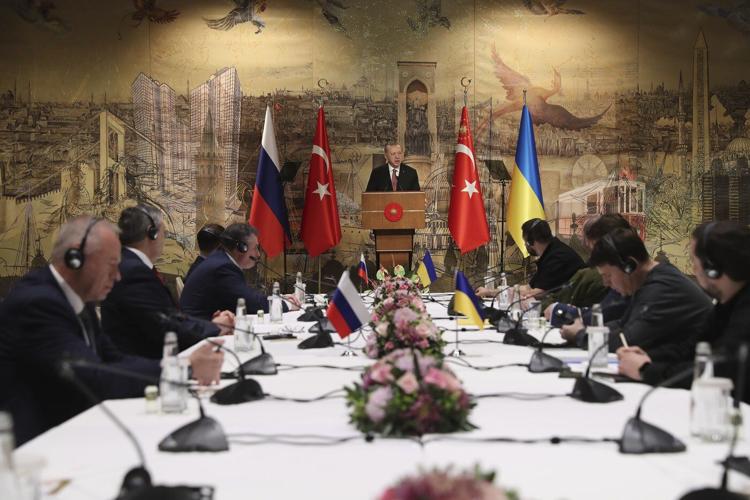 The diplomatic efforts that paved the way for a possible Trump-Putin meeting on Ukraine