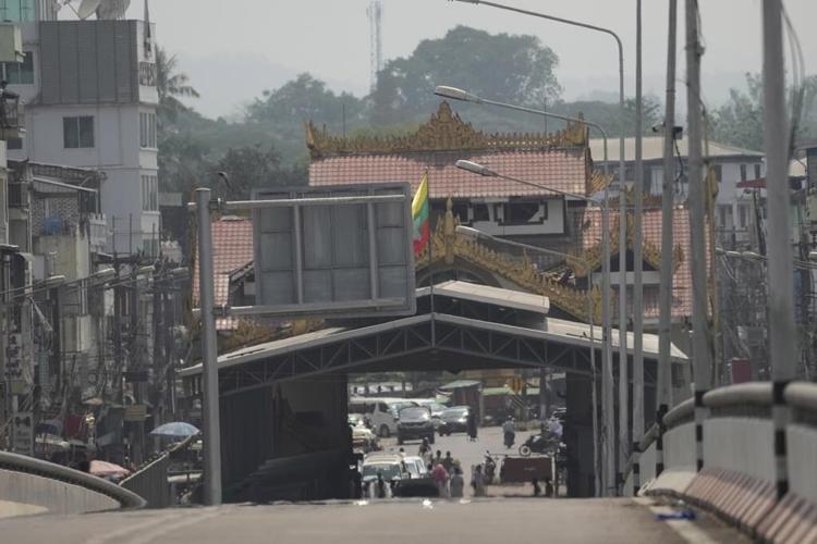 Thai foreign minister urges Myanmar's military to avoid violent attack on border town its army lost