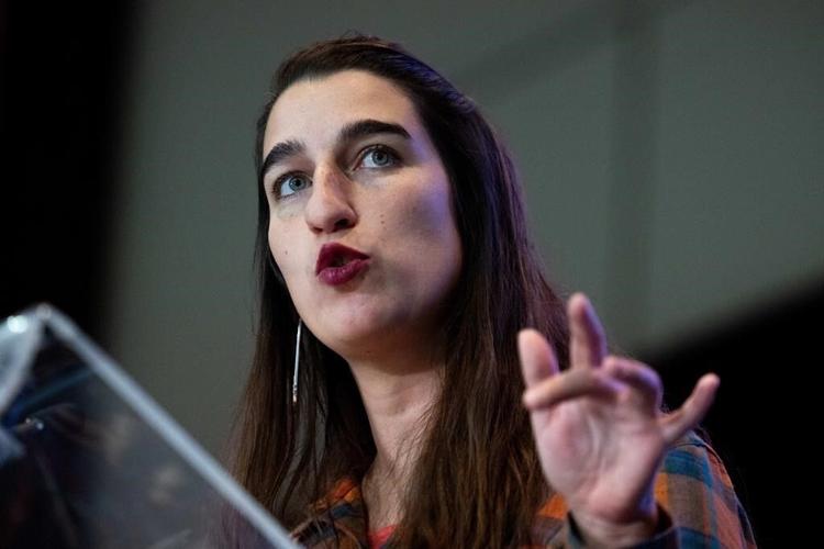 Québec solidaire elects Émilise Lessard-Therrien as co-spokeswoman