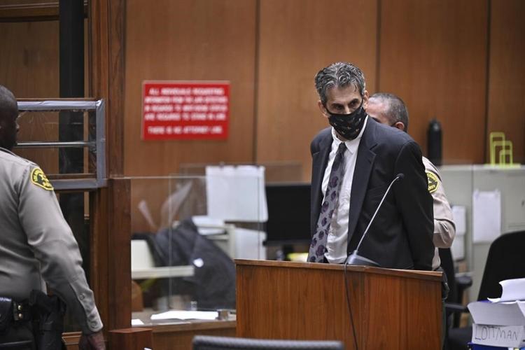 'Scrubs' producer Eric Weinberg pleads not guilty to assault