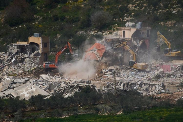 Lebanon decries Israeli demolition of homes in areas occupied after ceasefire