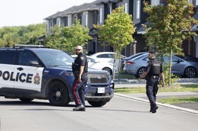 Ottawa police investigate murder-suicide after 2 boys found dead in home, dad in car