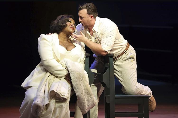 Tenor Freddie de Tommaso, a young British sensation, makes US opera debut