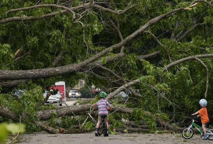 Power expected to be restored to most affected by deadly Houston storm