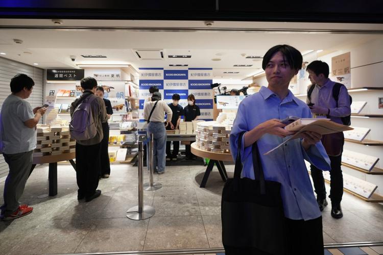 'The tale of KAHO,' a Haruki Murakami novel with a female protagonist, goes on sale