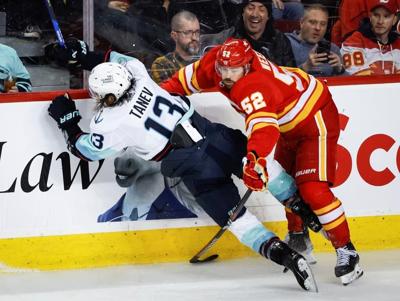 Weegar committed to Calgary Flames despite veteran exodus