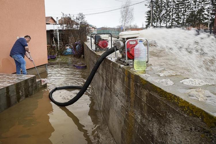 Man's body found in Serbia as Balkans struggles with floods