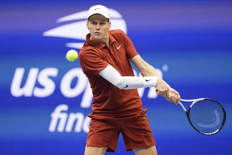 Sinner wins the 2nd set to tie the delayed US Open final against Alcaraz. Trump gets cheers and boos