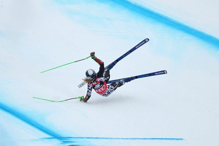 Lindsey Vonn's consistency is unparalleled in the Olympic ski season with 7 podiums in 8 races