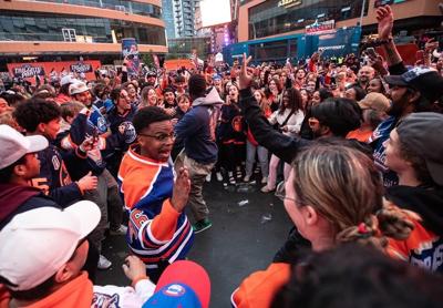 Down and stressed after early losses, Oilers fans getting their confidence back
