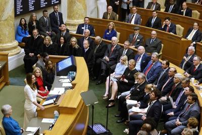Arkansas Gov. Sarah Huckabee Sanders urges lawmakers to pass budget as session kicks off