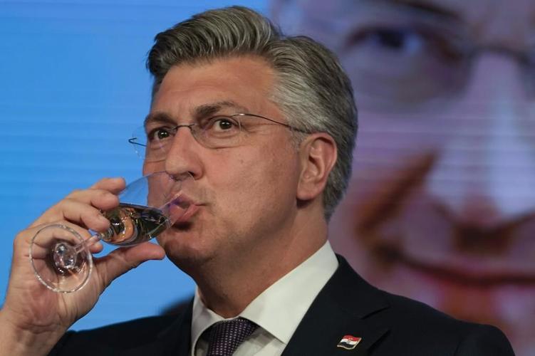 Croatia's ruling conservatives win parliamentary vote, but cannot rule alone