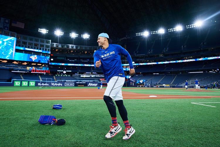 Right-hander Kevin Gausman gets Game 1 start for Blue Jays in ALCS against Mariners