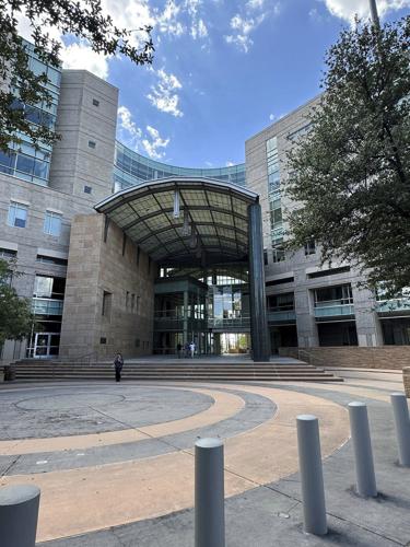 Judge temporarily blocks US effort to remove dozens of immigrant Guatemalan and Honduran children