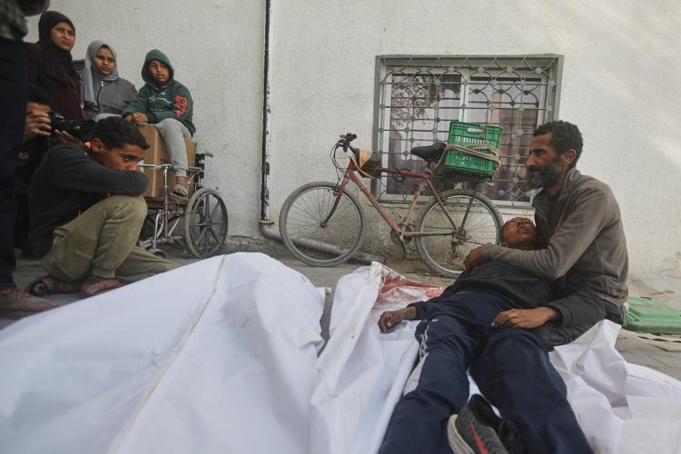 US envoys meet with Netanyahu and urge Israel to move into the second phase of Gaza ceasefire