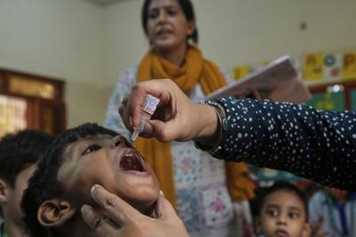 Pakistan's polio fight suffers a blow with 2 new cases reported in the south