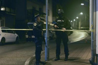 Teenager stabs police officers in a police station in Bosnia, killing 1 and wounding another