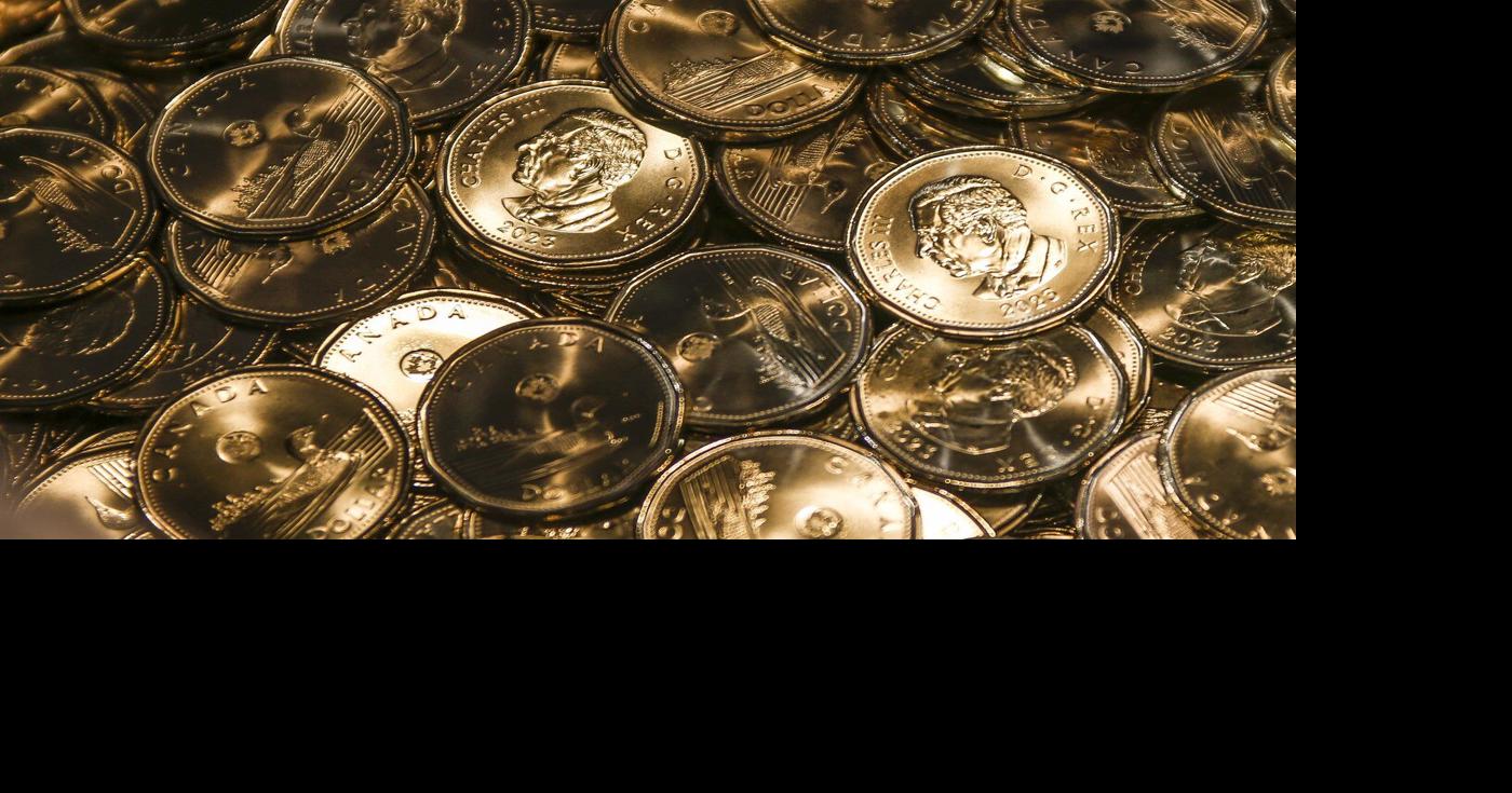 Loonie caught between slow domestic economy and stronger U.S. dollar – thecanadianpressnews.ca  www.thecanadianpressnews.ca