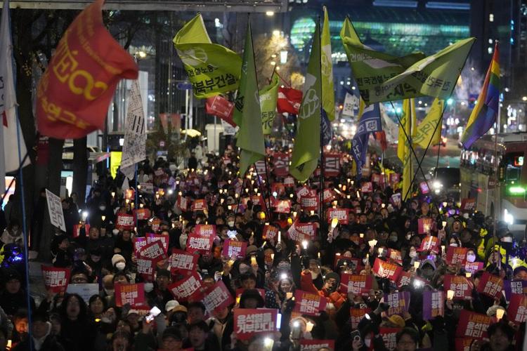 South Korea's governing party head supports suspending Yoon's powers, making impeachment more likely