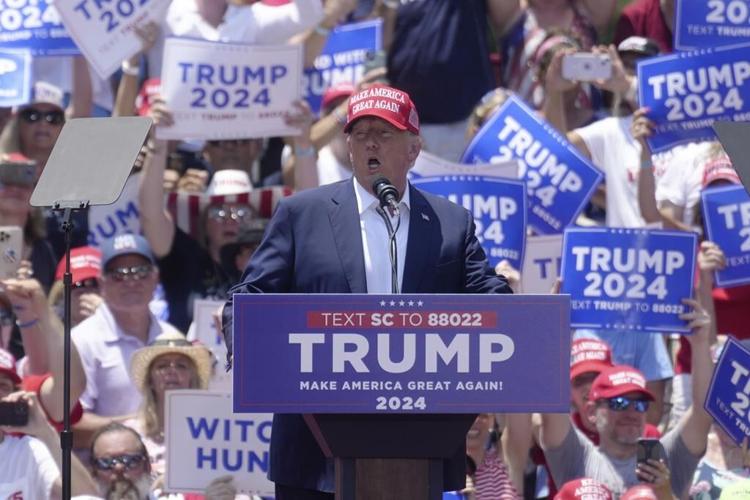 Trump's South Carolina rally attracted a massive crowd in heavily Republican area