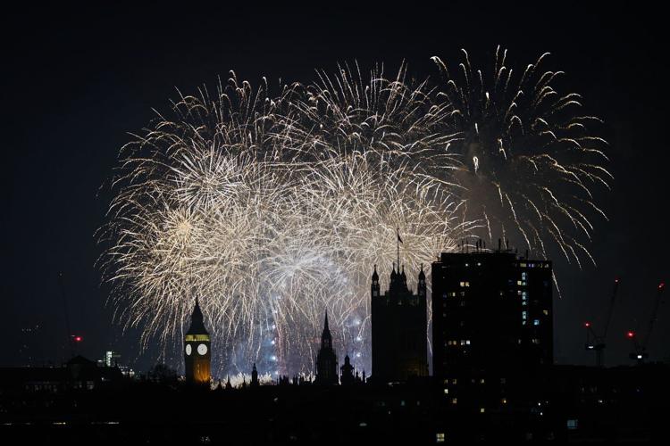 Photos of New Year's celebrations across the globe