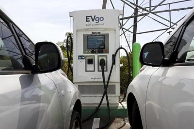 Tax the rich for more EVs? California Democrats split