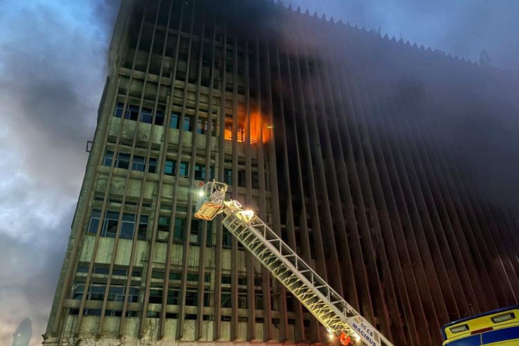 Cairo telecom building fire kills 4 and injures 26