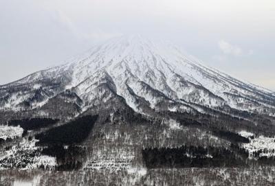 2 backcountry skiers from New Zealand are killed in an avalanche in Japan