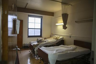 Largest nursing home in St. Louis closes suddenly, forcing out 170 residents