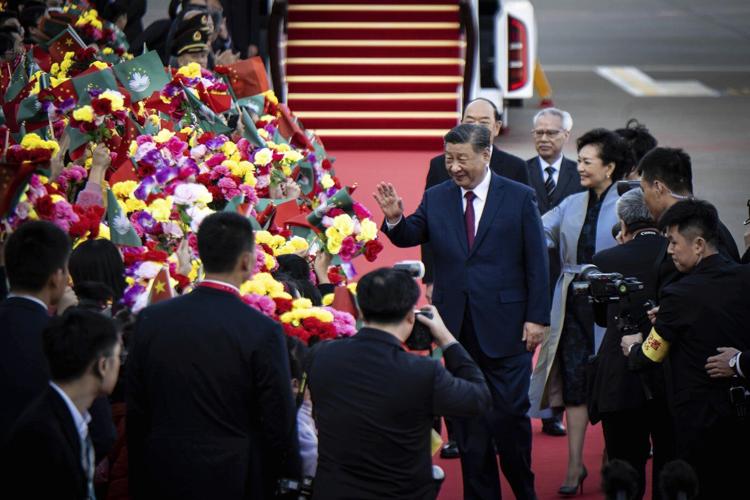 Xi visits casino hub Macao to mark 25 years of its return to Chinese rule