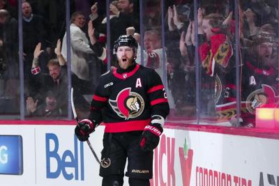Giroux scores in OT as Senators rally to knock off Predators 4-3