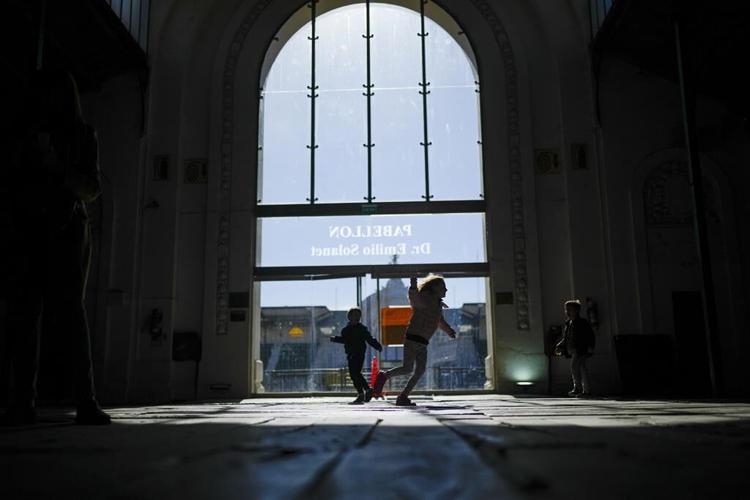 Argentine peso plunges after rightist who admires Trump comes first in primary vote