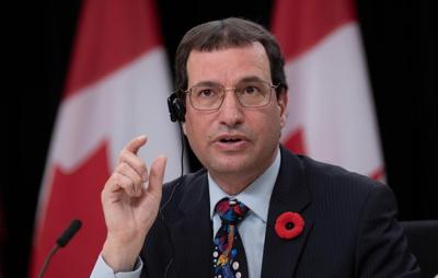 Electric-vehicle chargers distributed unequally in Canada, environment audit finds