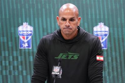 Jets fire coach Robert Saleh after a 2-3 start to the season, AP source says