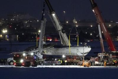 No evidence pilots of plane that crashed at Toronto airport lacked qualifications, failed training