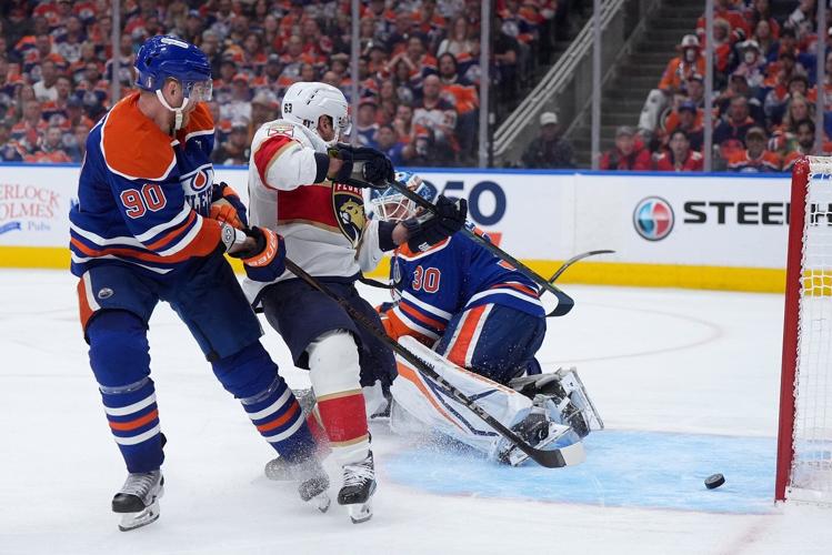 Marchand, Bennett push Panthers past Oilers to take 3-2 lead in Stanley Cup final
