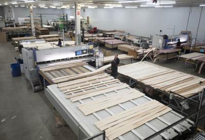 ��ɫtv manufacturers call for tariffs on global imports of wood products