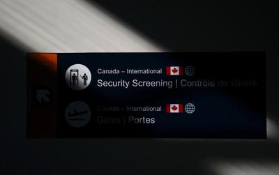 Une preuve claire est nécessaire pour interdire d'immigration les espions présumés