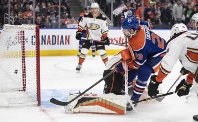 Vasilevskiy, Draisaitl, Pastrnak named NHL three stars of the week